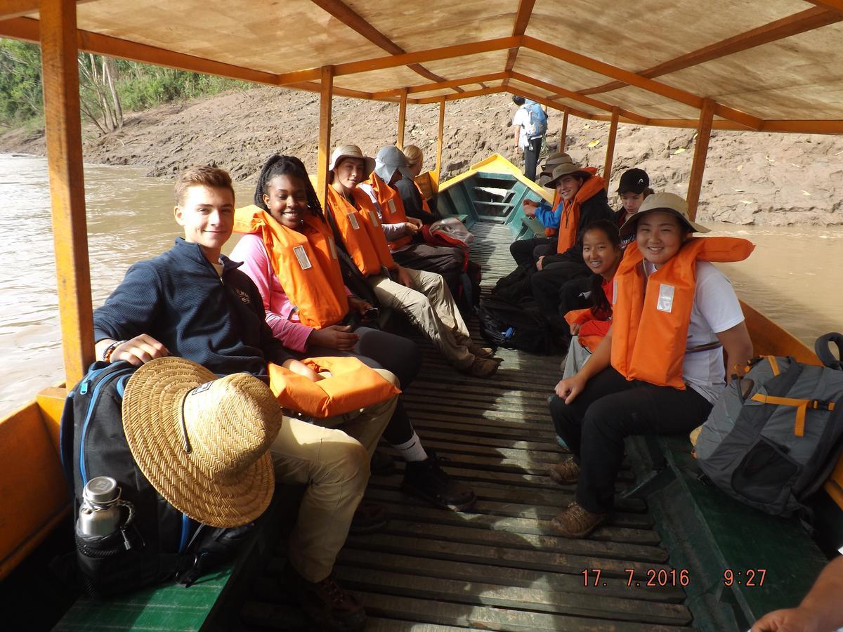 Tres Chimbadas Lake Lodge Tambopata Bagian luar foto
