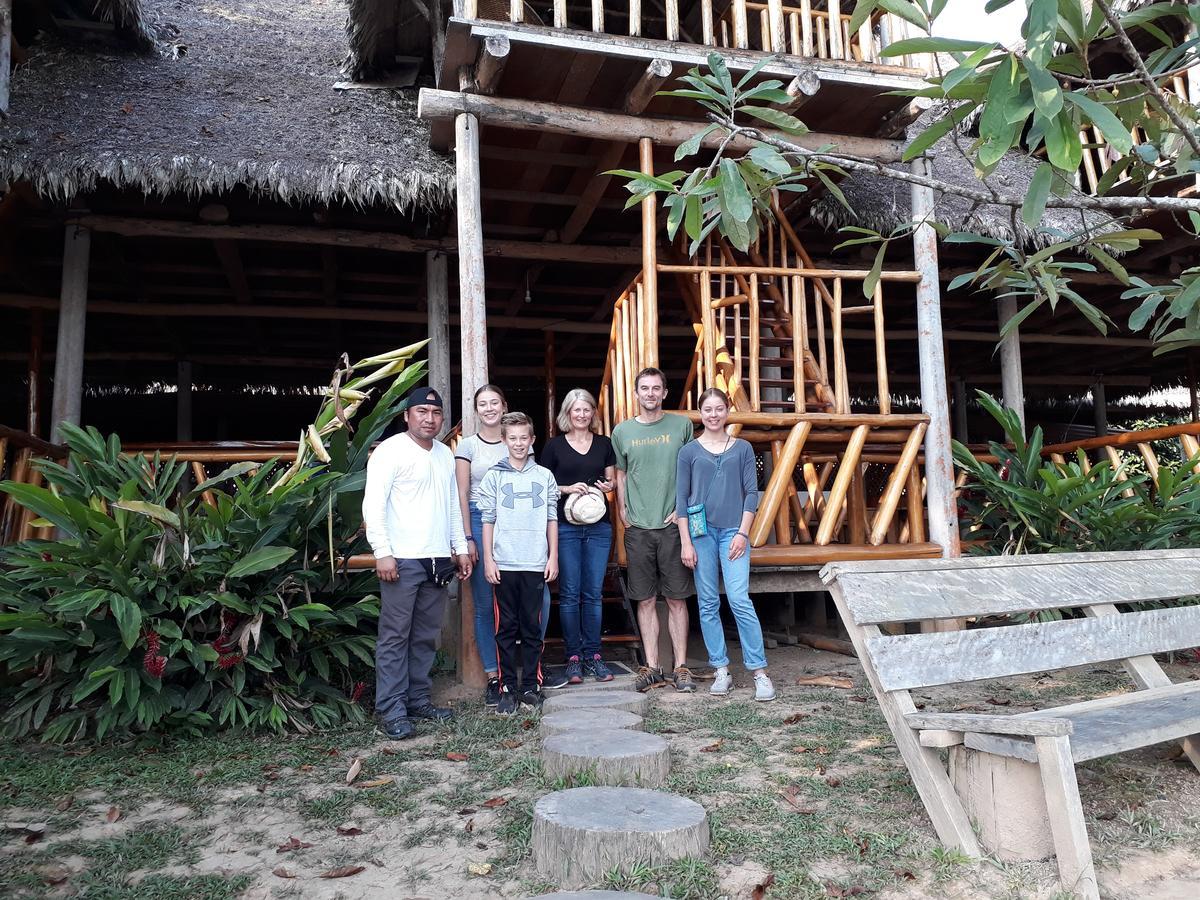 Tres Chimbadas Lake Lodge Tambopata Bagian luar foto